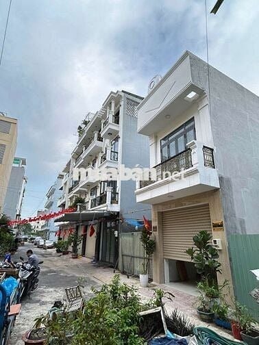 NHÀ MỚI 99% CẦN CHO THUÊ ĐƯỜNG NG HỮU TIẾN .DT 4×19M 1 LẦU 3PN
