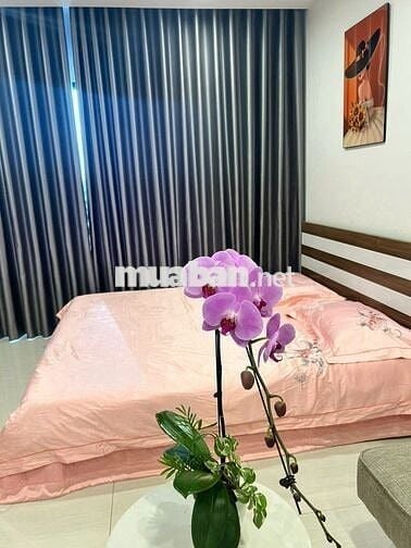 Cần cho thuê căn Studio 34m2 vuông đẹp, full nội thất, 5,5tr bao phí