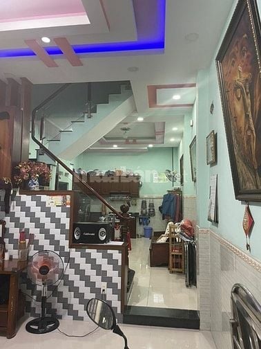BÁN NHÀ MT NỘI BỘ 81 Đg702 HỒNG BÀNG DT:3,4-15M, 2LẦU ĐÚC, SD:180m2