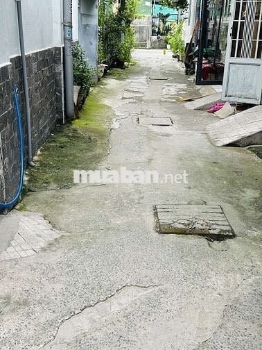 BÁN NHÀ HÓC MÔN - ĐẸP LUNG LINH VÀO Ở NGAY - DT KHỦNG - GIÁ RẺ