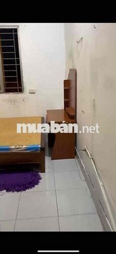 cho thuê trọ giá rẻ chỉ 1tr9 có sẵn bàn học , giường , tủ quần áo ghỗ.