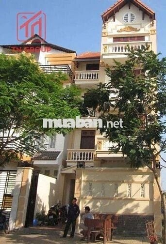 Nhà MT Q7 1MB 10P PHÙ HỢP LÀM CHDV