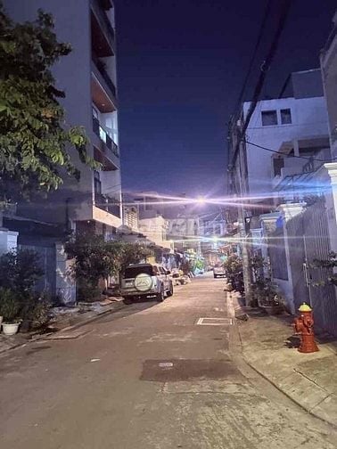 NHÀ 4 TẦNG BTCT LÊ TRỌNG TẤN GẦN ĐH CÔNG THƯƠNG - DT 110 - CHỈ 12 TỶ