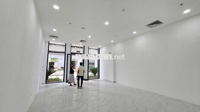 Cho thuê mặt bằng kinh doanh tại chung cư mới HH4 FLC Garden City