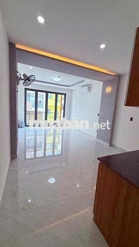 📌THÊM BỚT NỘI THẤT TUỲ Ý KHÁCH, CẠNH BÊN TRƯỜNG UEF, HUTECH, SÁT Q2