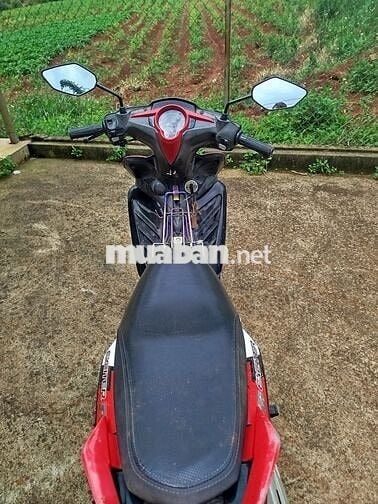Xe nguyên tin, đang chạy rất tốt, máy móc còn ok