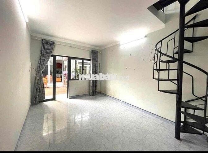 Căn Nhà thuê Nguyễn Tất Thành ngay trung tâm BMT