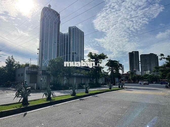 Bán đất mặt đường 30m lô 9 Lê Hồng Phong vị trí đắc địa
