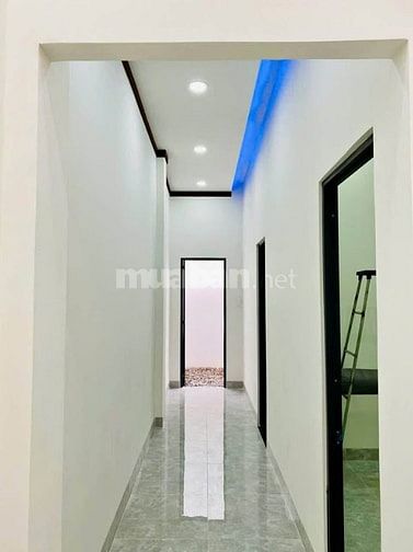 Bán căn nhà mới xây, do ngộp ngân hàng nên bán gấp. Nhà Ở Tân Thông Hộ