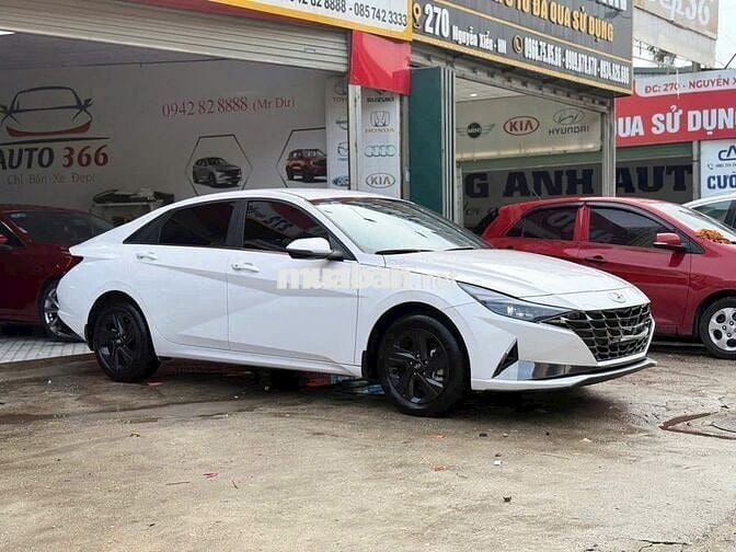 Elantra 1.6 đặc biệt sx 2024