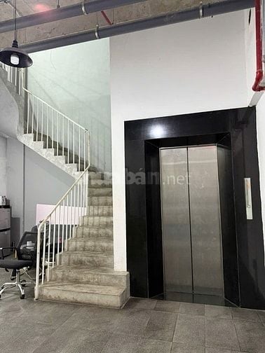 Cho tthuê Shophouse Lakeview Đường Nguyễn cơ Thạch quặn2