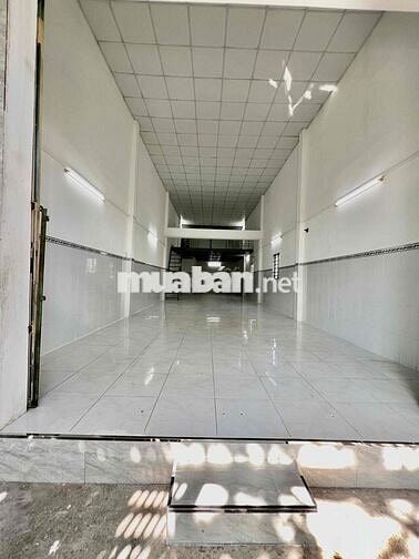 Nhà Trệt Trống Xuốt DT 5x25 Có Gác Lửng Hợp May Mặc Kho Chứa Hàng