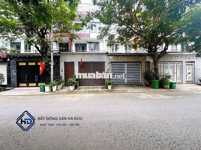 Nhà 2 lầu 5x20 khu đồng bộ có sân để xe rộng gần UBND Quận 12