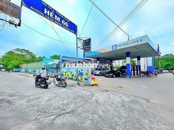 BÁN NHÀ LẦU GIÁ RẺ - NGAY TT.NINH KIỀU - ĐỐI DIỆN XSKT CẦN THƠ