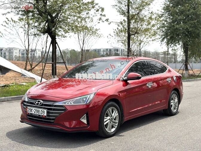 Xe Hyundai Elantra 1.6 AT 2020 - 460 Triệu