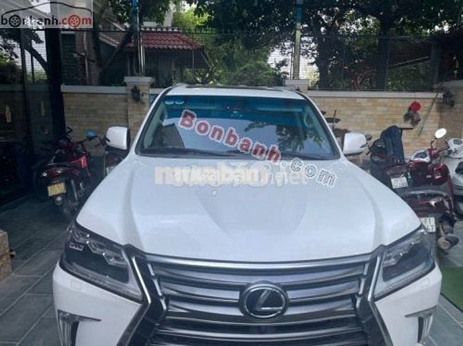 Lexus LX 570 2016