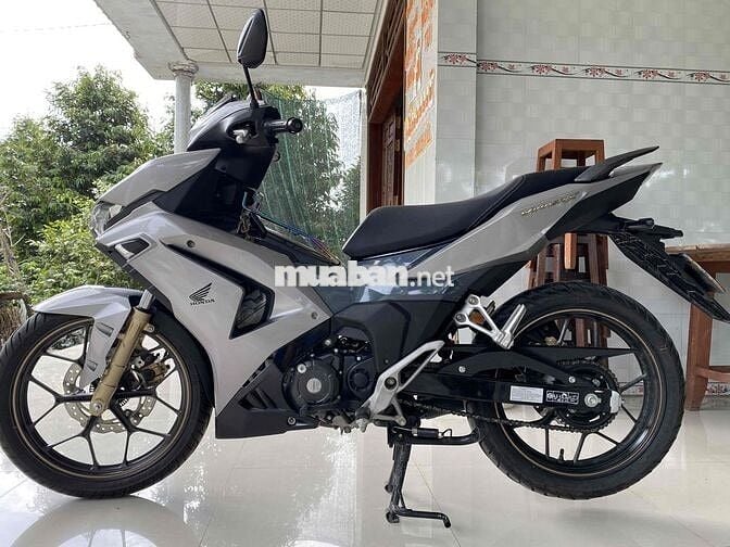 Winner X V3 Xám đen ABS 2023 cần bán