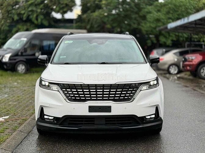 Kia Carnival 2022 Signature 2.2D - màu trắng
