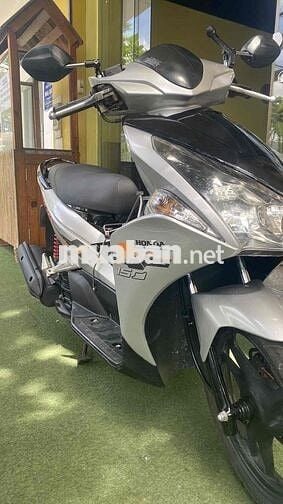 Ab cần bán máy móc zin êm