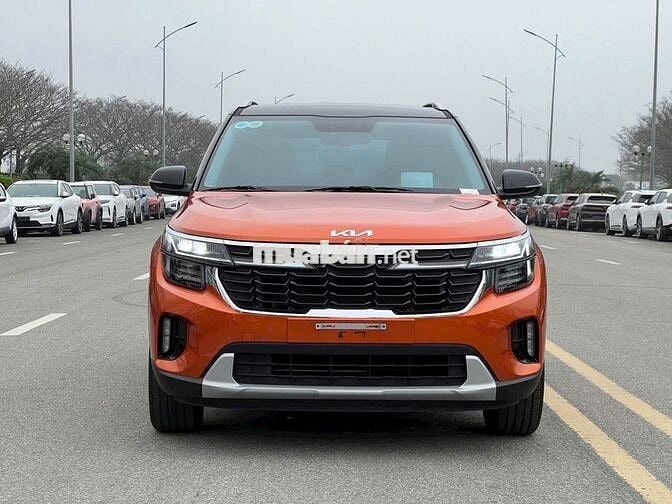 Kia Seltos 1.5AT premium sx 2024