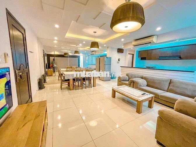 Căn hộ 110m2 2PN ban công phòng khách lớn Tân Bình