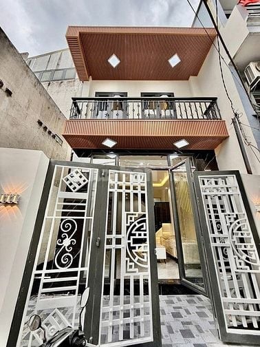 Cần bán gấp nhà hẻm 487 Huỳnh Tấn Phát, phường Tân Thuận Đông, Quận