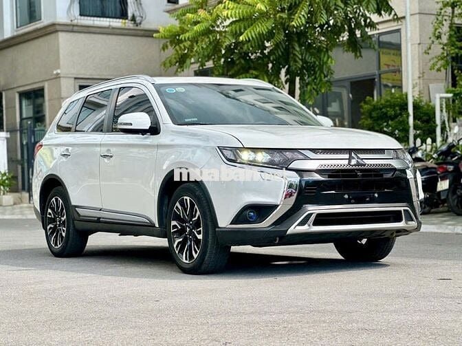 Outlander 2.0 CVT Premium sx 2021