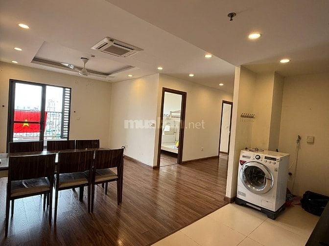 Chính chủ cho thuê căn hộ 2PN  tại The Golden Palm - 21 Lê Văn Lương