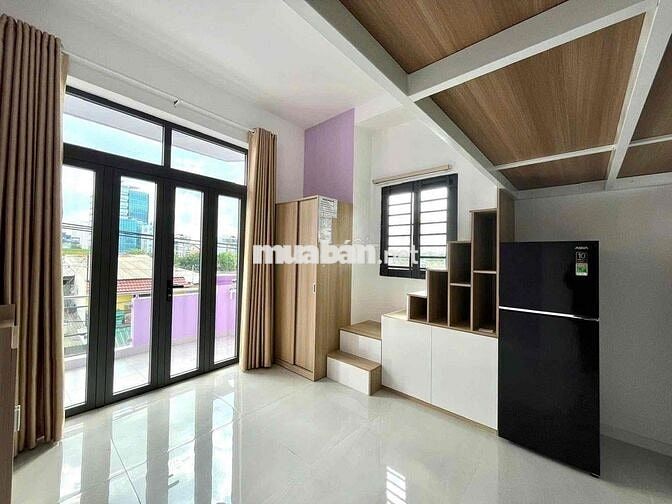 Cho Thuê Căn Hộ Ban Công - Máy Giặt Riêng - Gần Quận 1 - Gần ULAW, VLU