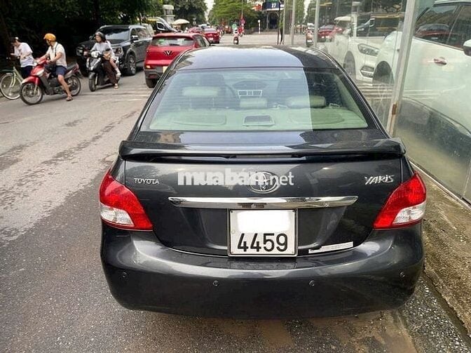 Toyota Yaris 2009 1.3AT