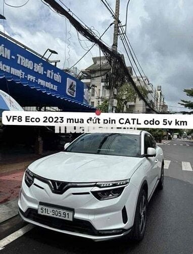 VinFast VF8 2023 - 49000 km