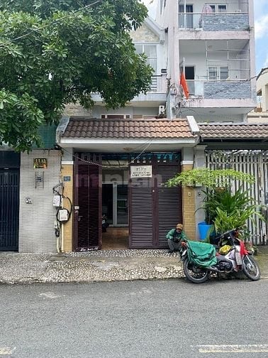 Cần bán nhà mặt tiền khu cư xá Bắc Hải.