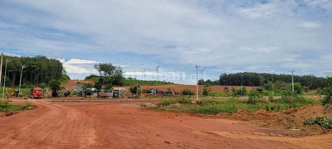 Bán đất liền kề Khu công nghiệp 4.500 ha giá 320 triệu 