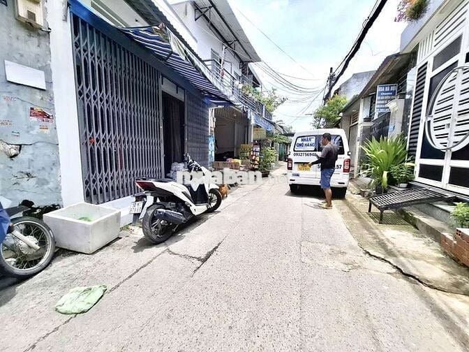 GẤP BÁN NHÀ BÌNH TÂN - DT4x15m - 2 tầng -hẻm 5m thông - chỉ nhỉnh 3 tỷ