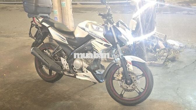 Cần bán Fz150i 2015