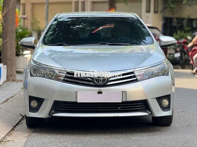 Toyota Corolla Altis 1.8G 2016 đi ít giữ kỹ xe đẹp