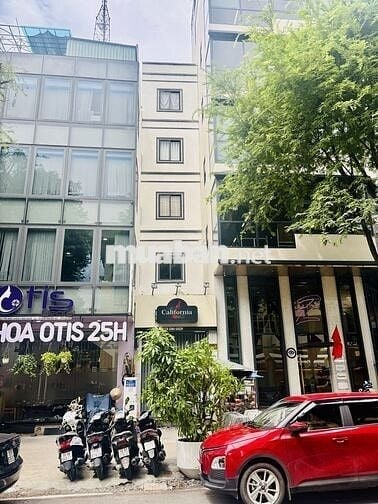 📍 Nhà đẹp Bến Nghé Q1 – Hầm, 4 lầu, 9P 9 WC, full nộithất,80tr/thángTL