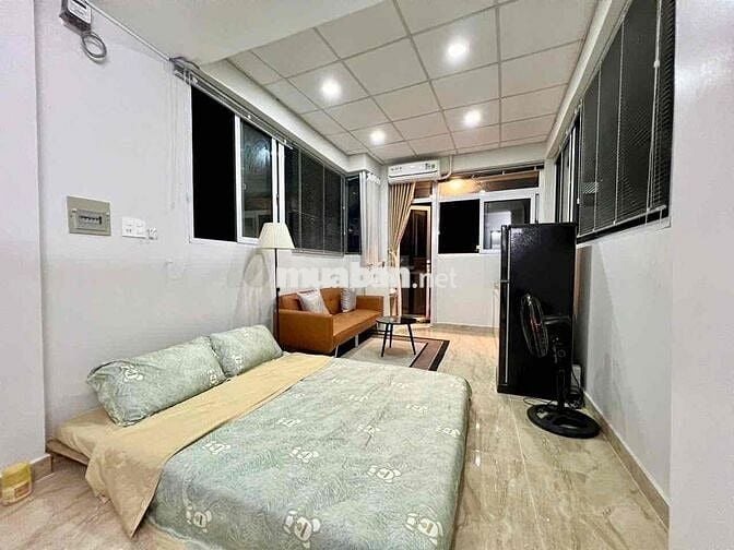 🌟 Cho thuê căn hộ Studio ban công thoáng mát tại trung tâm Q4 🌟