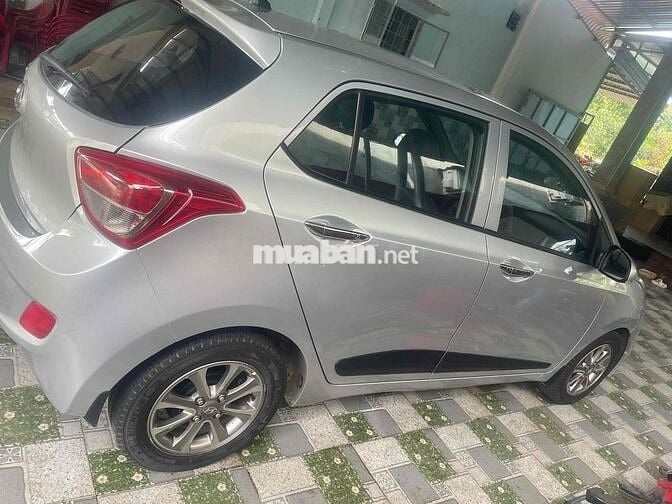 Hyundai Grand i10 2015 1.0 Base - 800000 km