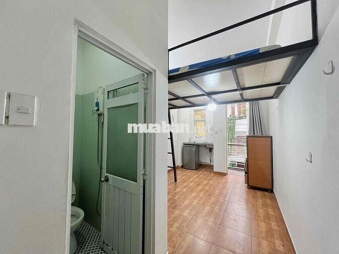 Cho Thuê Căn Hộ Gác Bancol Full Nội Thất Gần Bigc Tô Hiến Thành Q10