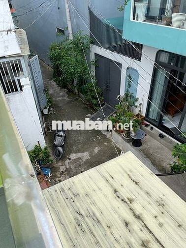 Nhà Nguyên căn 3 lầu, 3 PN, 3WC