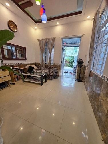 Bán nhà HÒN CHỒNG sát biển DT110m2-2PN-Vĩnh Phước-Nha Trang- chỉ 4ty7 