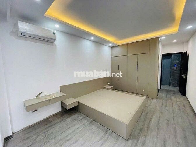 Vũ Ngọc Phan - thang máy - ngõ thông KD - ô tô 10m - 9.85 tỷ