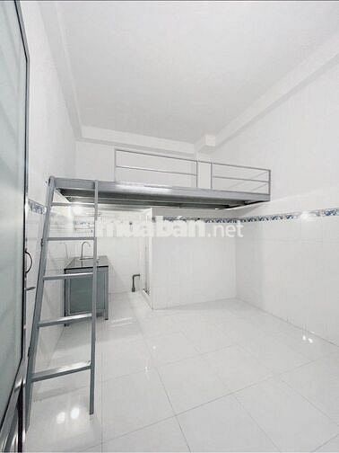 Trọ 3tr5 có gác hẻm 526 Linh Đông gần Phạm Văn Đồng