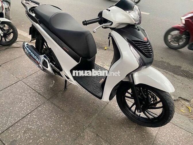 Honda SH 150 2015 mới 90% Bstp chính chủ