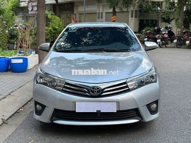 Một chủ sử dụng Toyota Corolla Altis 1.8G 2014