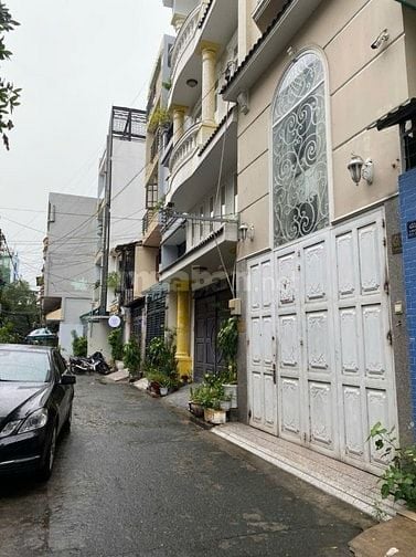 Cho thuê nhà Nguyên Căn - Hẻm xe tải – Tô Hiến Thành. Có sẵn máy lạnh