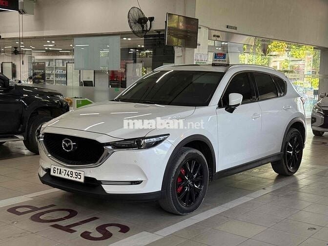 Mazda CX 5 2022 Luxury 2.0 AT - 74000 km