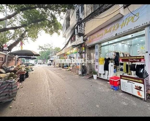 Tôi cần bán nhà Phú Đô, mặt ngõ ô tô chánh đỗ kinh doanh sầm uất .
