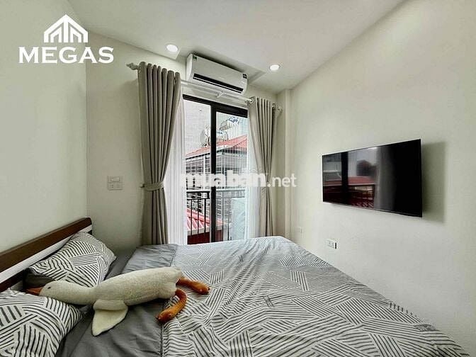 CHO THUÊ STUDIO BAN CÔNG RỘNG THOÁNG - NẰM NGAY KHU NGOẠI GIAO ĐOÀN
